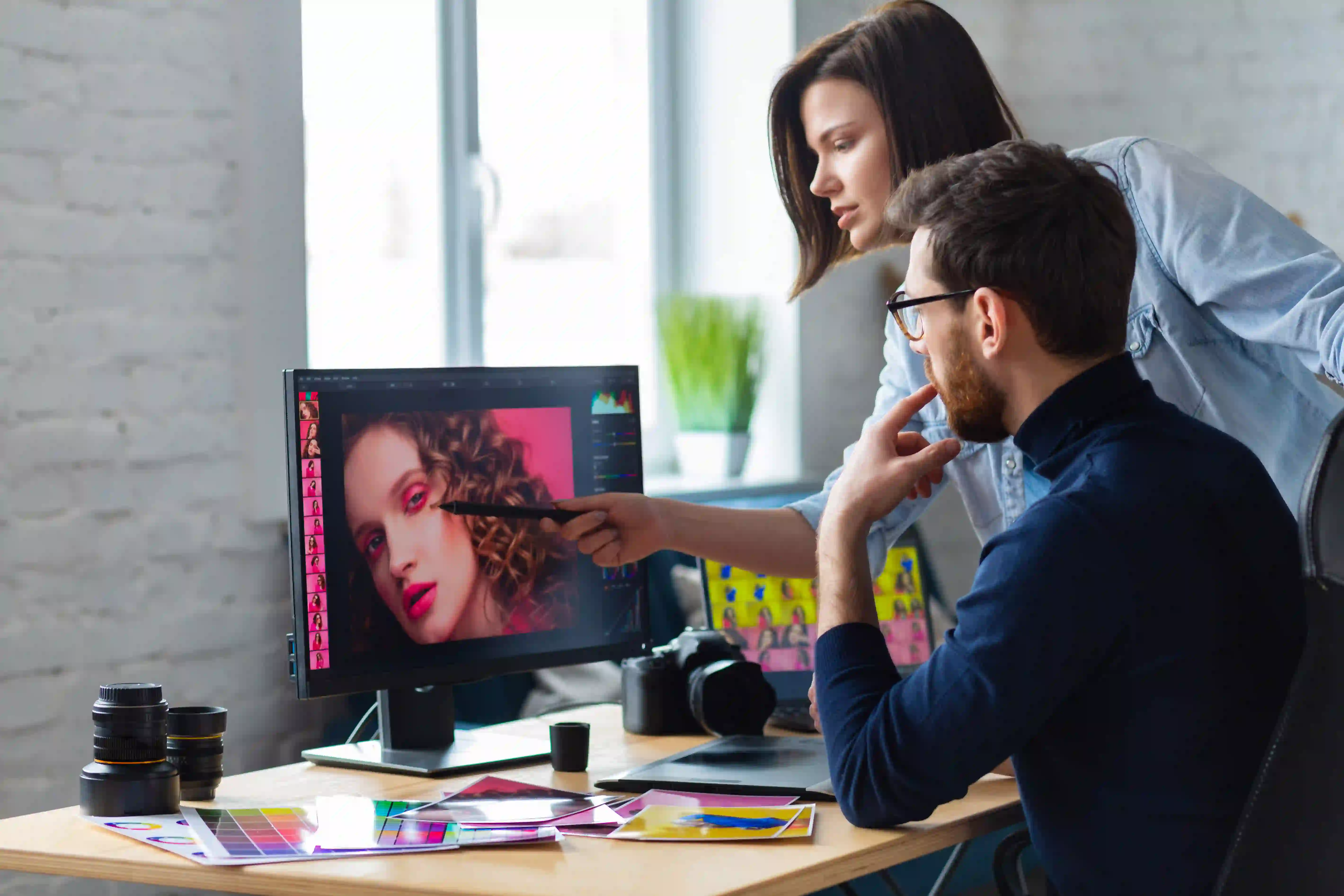 IDM - Learn About Graphic Design Courses