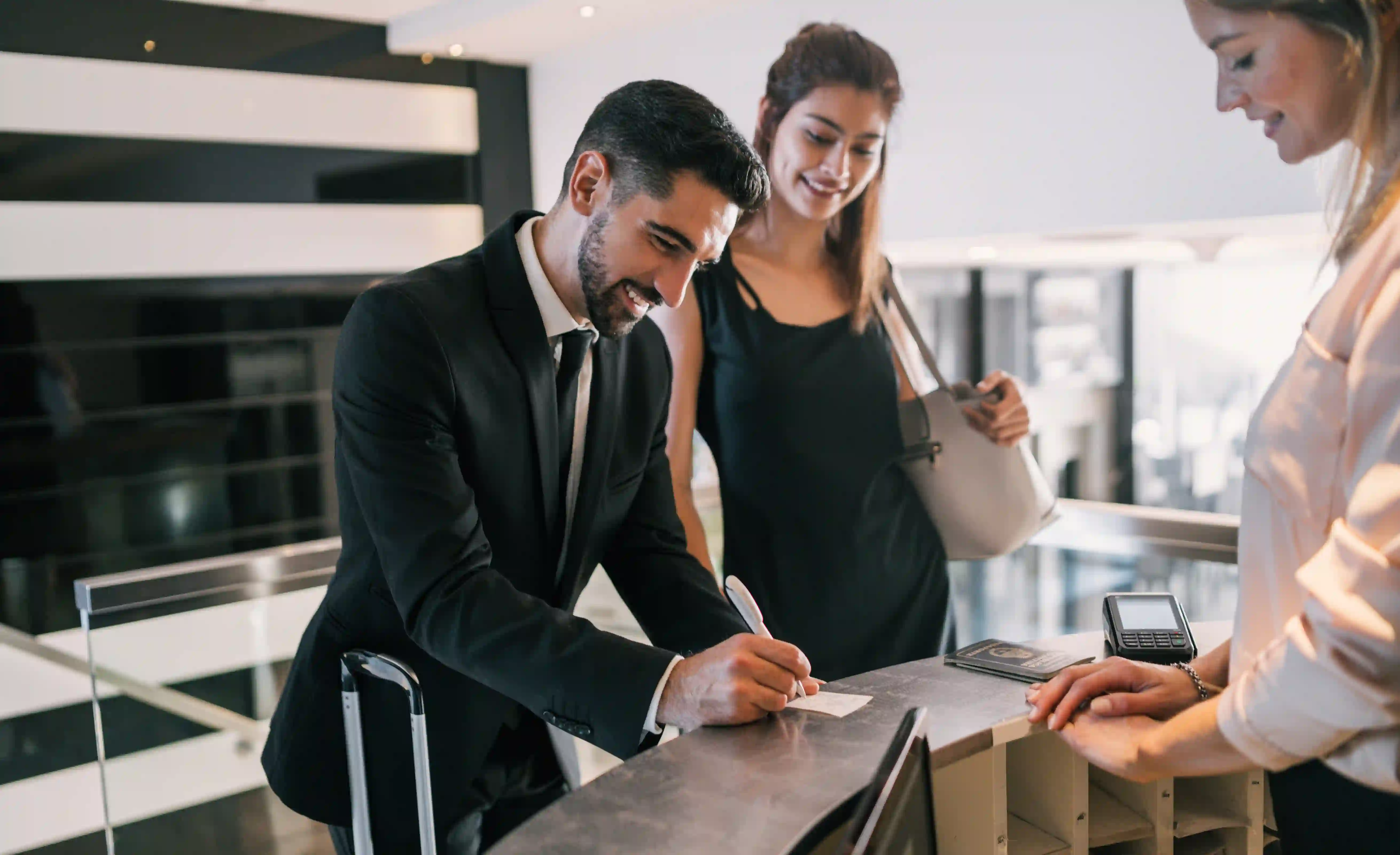 IHM - Benefits of Studying Hospitality Management at Hotel Management Colleges in Mumbai