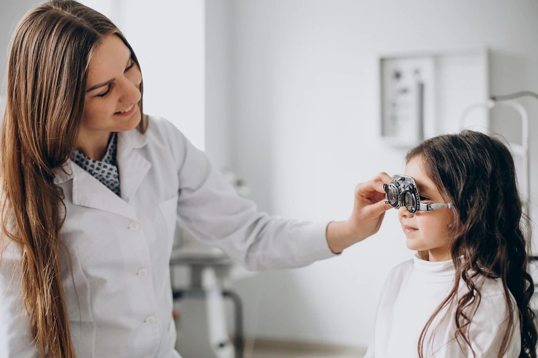 IHS - Optometrist Vs. Ophthalmologist: Everything you need to know
