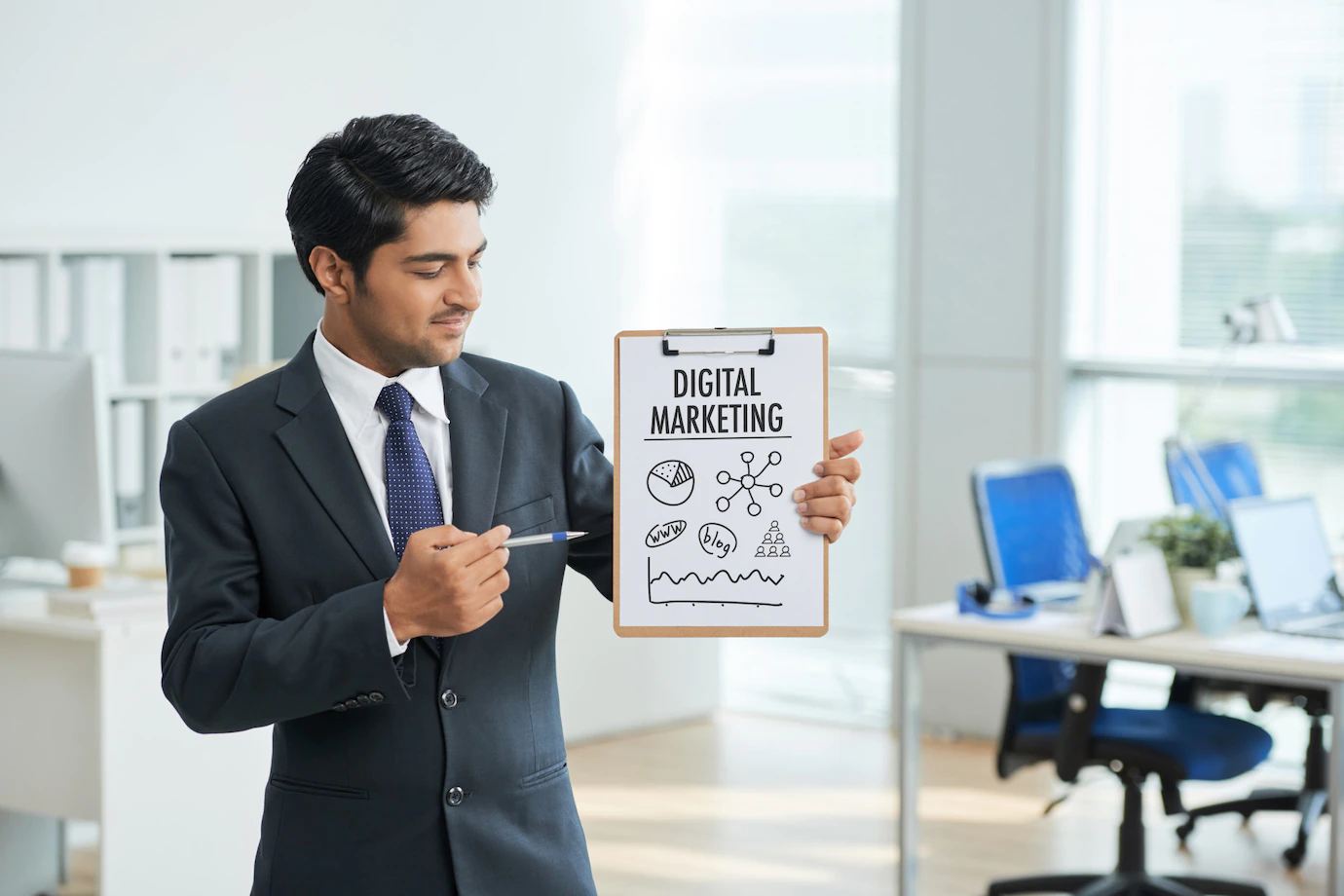 PGDM - Benefits of Enrolling in a Digital Marketing Course